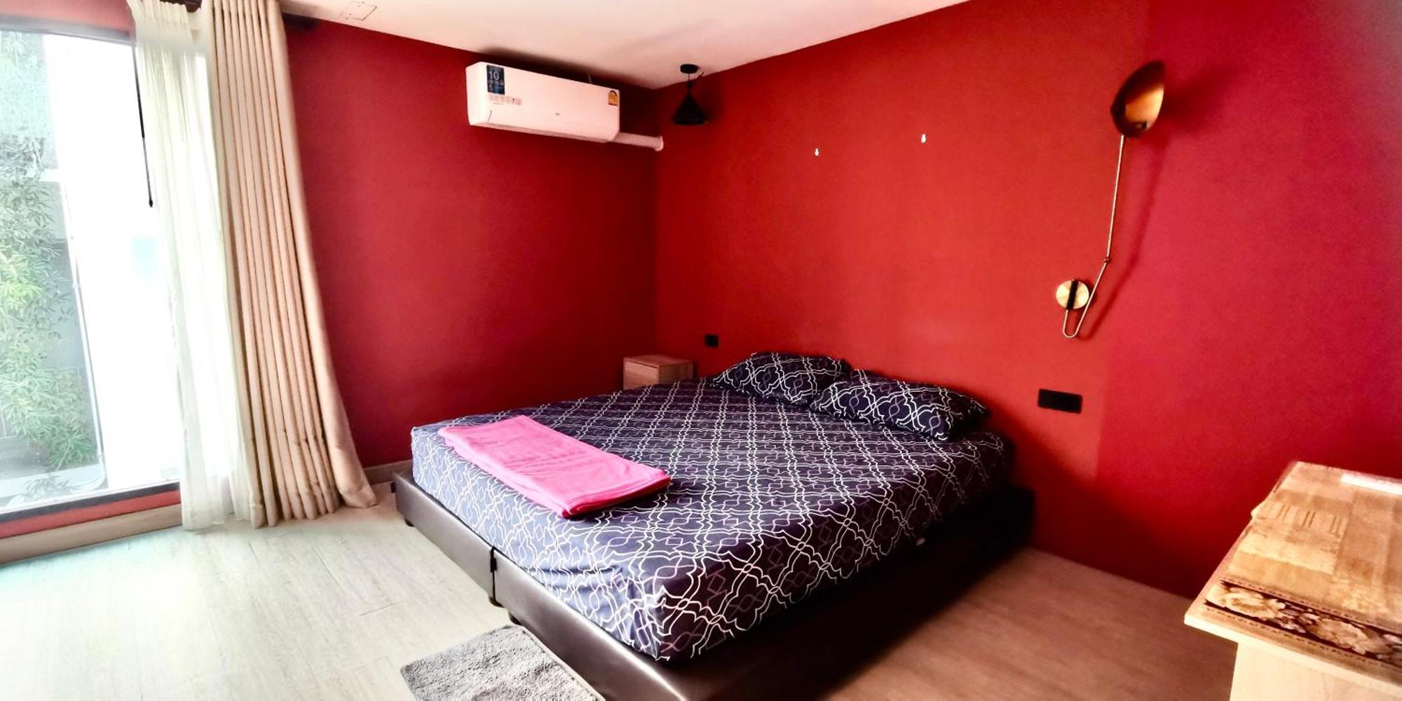 Hash Apartment With Unique Chill Design At Silom Soi 3 Bangkok Exterior foto